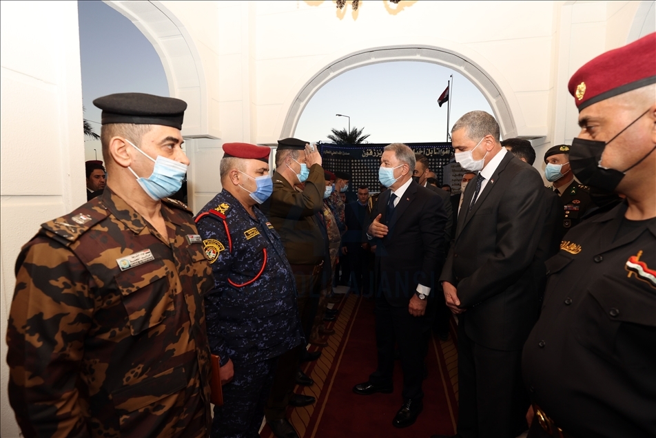 دیدار وزیر دفاع ترکیه و وزیر کشور عراق در بغداد 