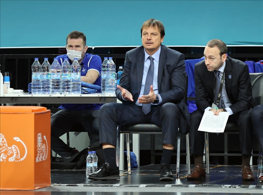 Anadolu Efes - Frutti Extra Bursaspor