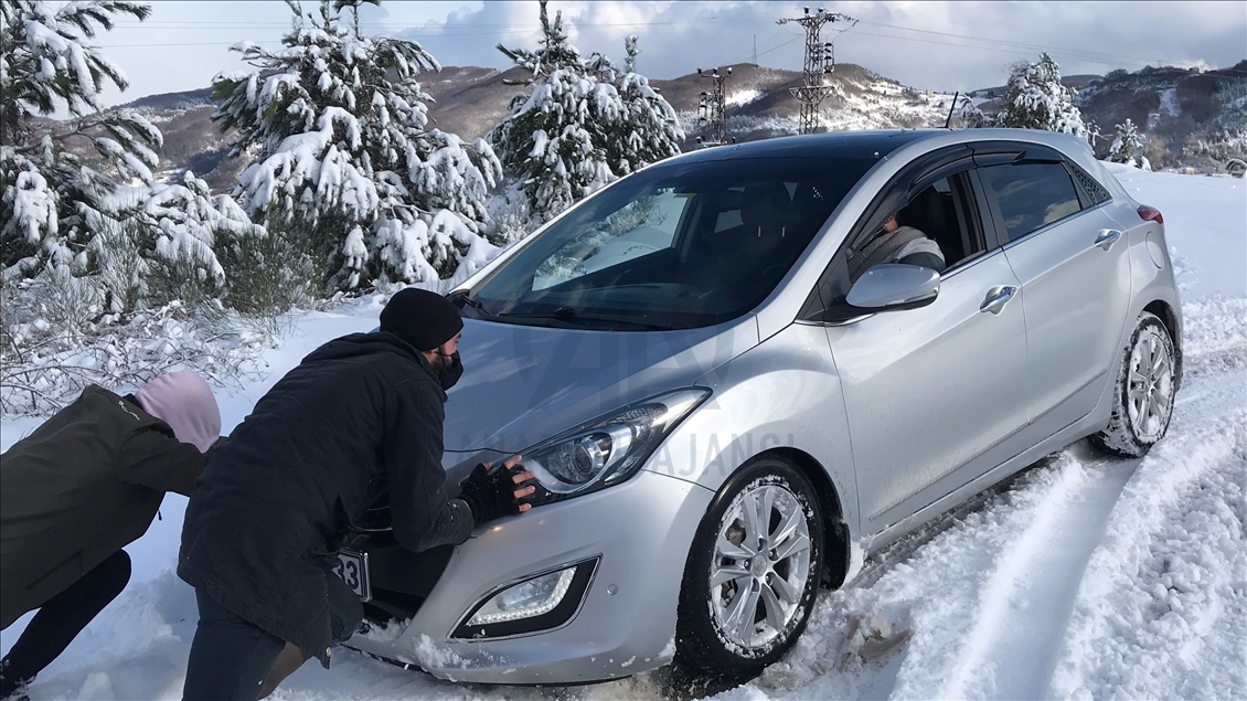 Kastamonu'da kar yağışı