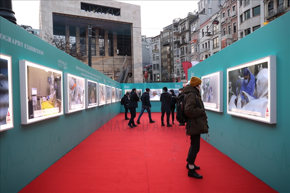 "Size Emanetiz" 2021 Sağlık Çalışanları Yılı Fotoğraf Sergisi açıldı