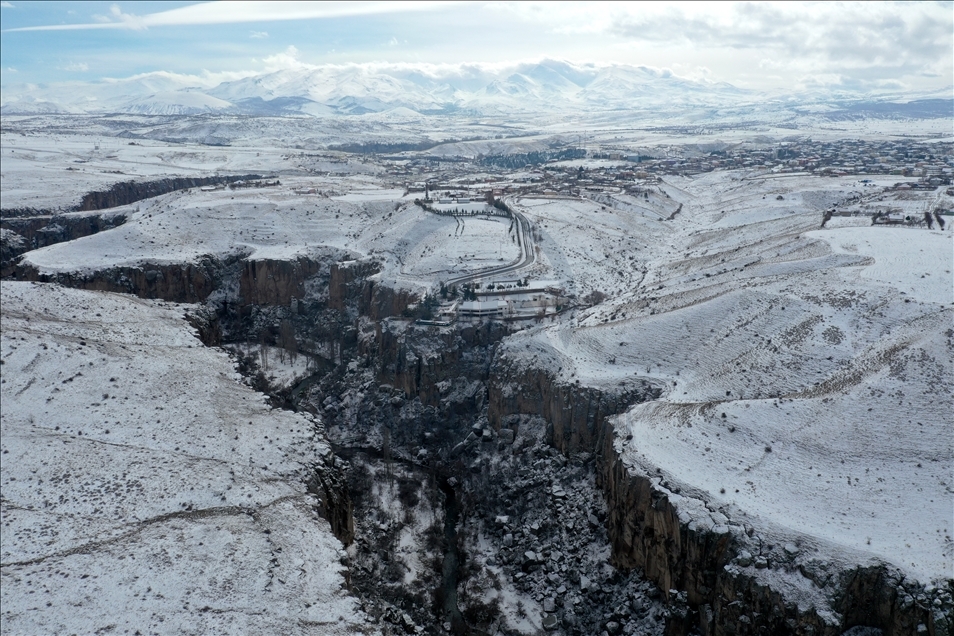 Turquie : la couverture blanche de la vallée d'Ihlara