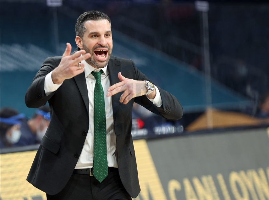 Anadolu Efes - Frutti Extra Bursaspor