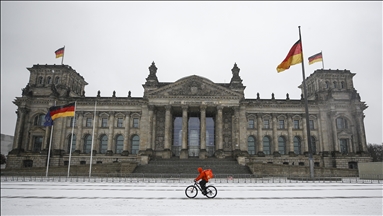 Berlin'de kar AA objektifinde