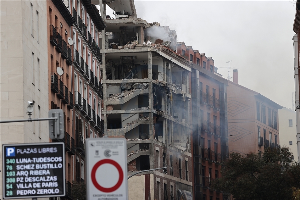 Madrid'de bir binada şiddetli patlama meydana geldi