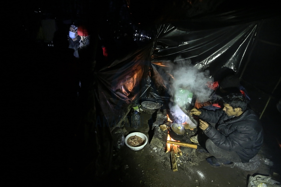Immigrants struggle to survive in makeshift tents in Bosnia and Herzegovina
