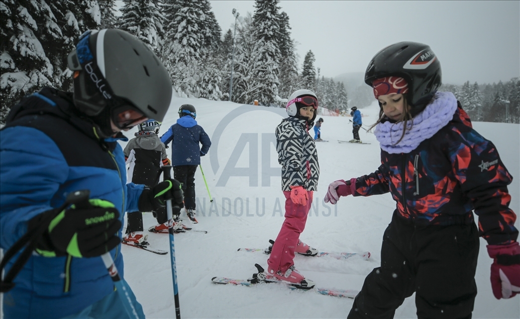 "Olimpiyat şehri" Saraybosna'nın kayak merkezleri ziyaretçilerini bekliyor