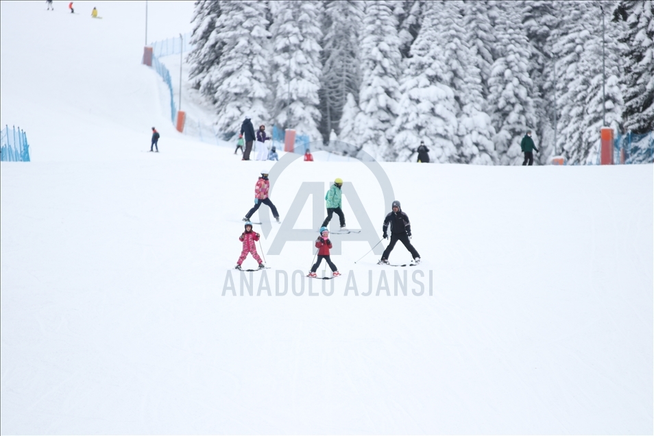 Ilgaz Dağı'nda kayak sezonu başladı
