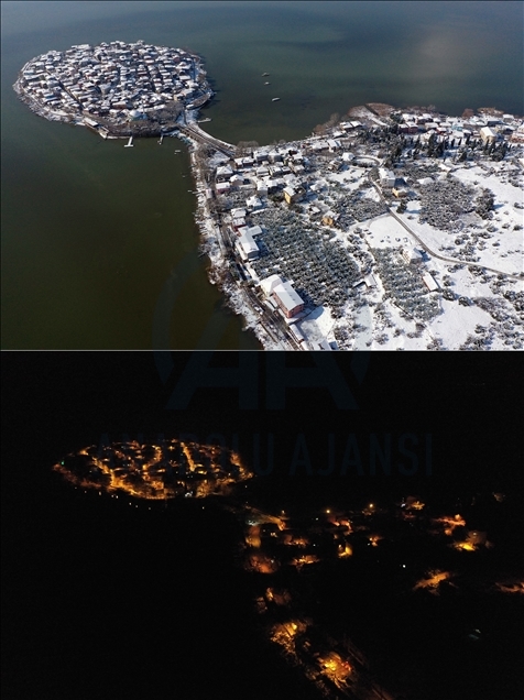 Fascinating sceneries of historical places in Turkey’s Bursa at day and night times