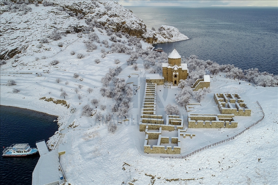 Winter views from Akdamar Island