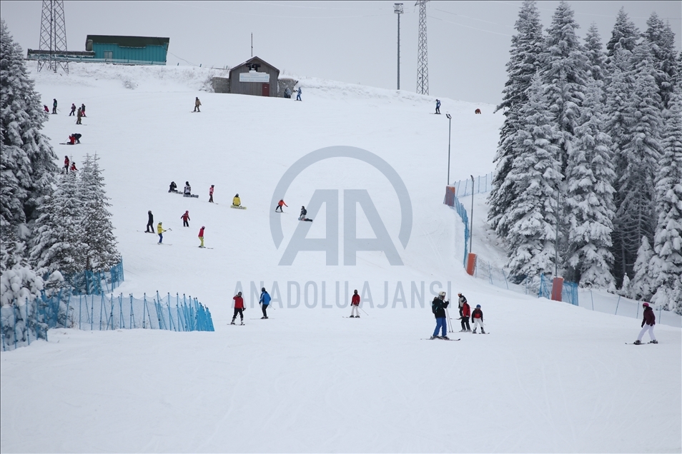Ilgaz Dağı'nda kayak sezonu başladı