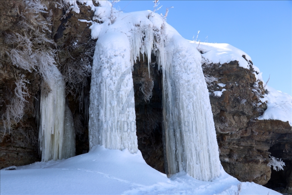 Blanket of snow, ice covers Agri province, Turkey