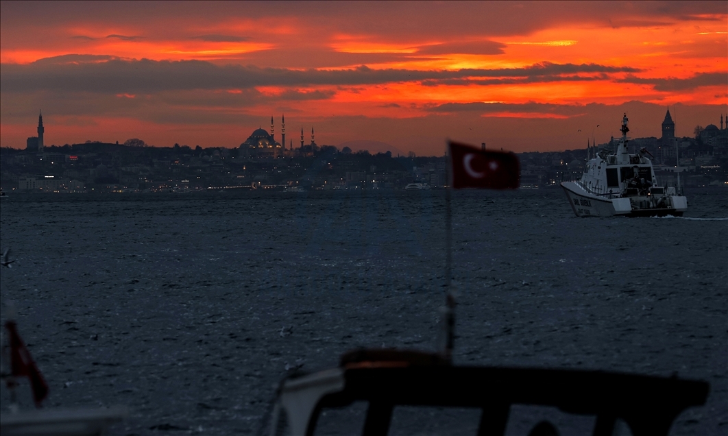 چشم انداز غروب آفتاب در استانبول 