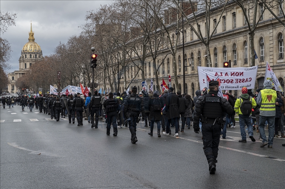 Unitary protest against the dismissals due to the Covid-19 epidemic in Paris, on the January 22, 2021