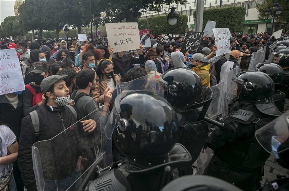 Manifestaciones en Túnez