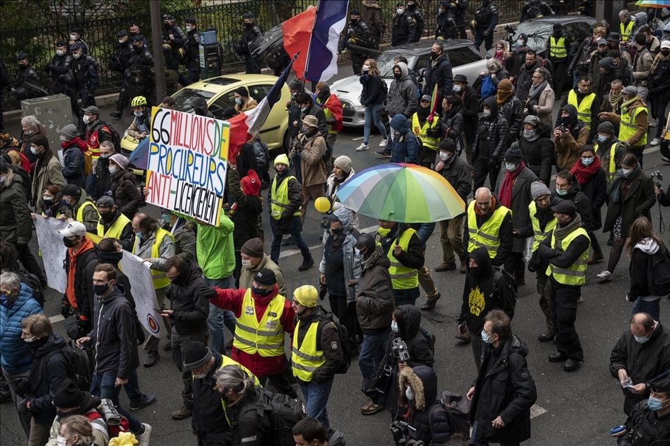Unitary protest against the dismissals due to the Covid-19 epidemic in Paris, on the January 22, 2021