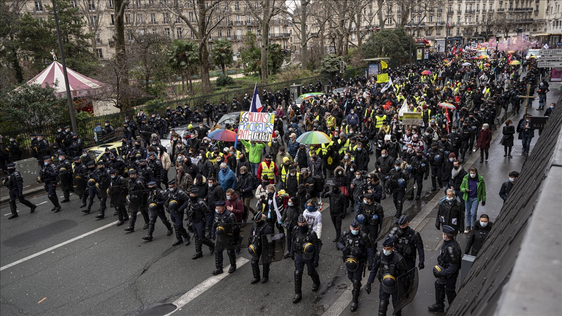 Unitary protest against the dismissals due to the Covid-19 epidemic in Paris, on the January 22, 2021
