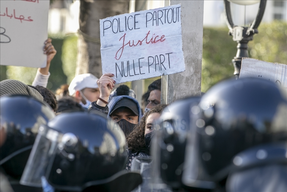 Manifestaciones en Túnez