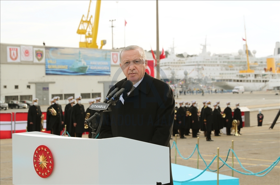 MİLGEM Projesi'nin 5'inci gemisi İstanbul (F-515) Fırkateyni'nin denize iniş töreni