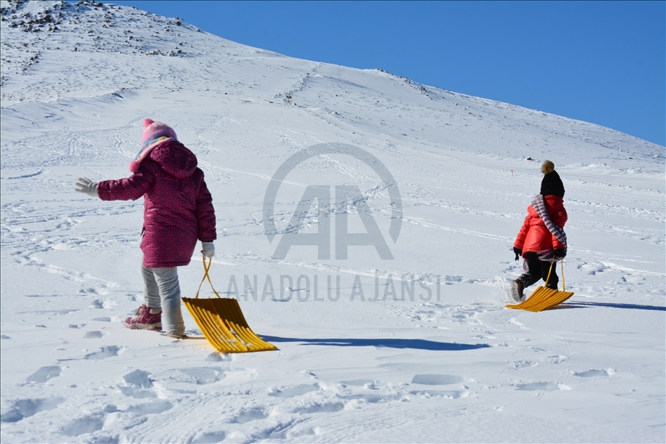 پیست اسکی کاراجاداغ؛ آماده میزبانی از دوستداران ورزش زمستانی