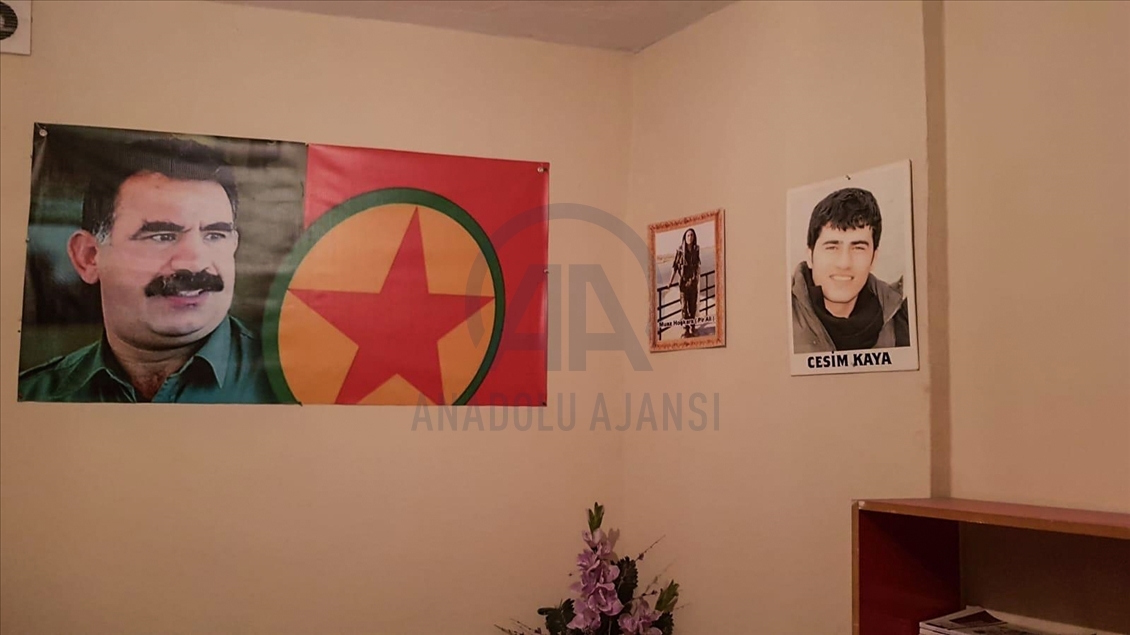 HDP Esenyurt ilçe binasına operasyon