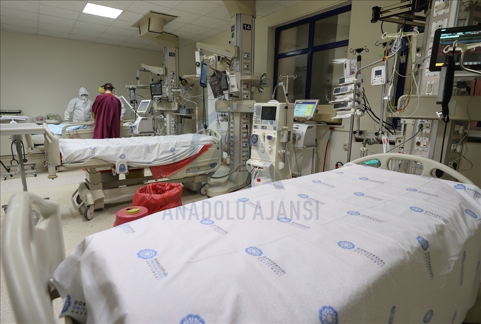 "Yoğun bakımın isimsiz kahramanları" Kovid-19 için rehavet uyarısı yaptı