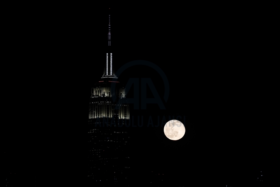 Full Moon in New York City