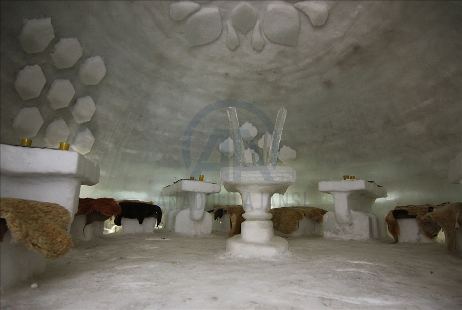 El primer café iglú de la India en la famosa estación de esquí de Gulmarg