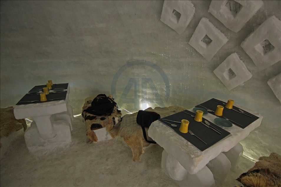 El primer café iglú de la India y la famosa estación de esquí de Gulmarg