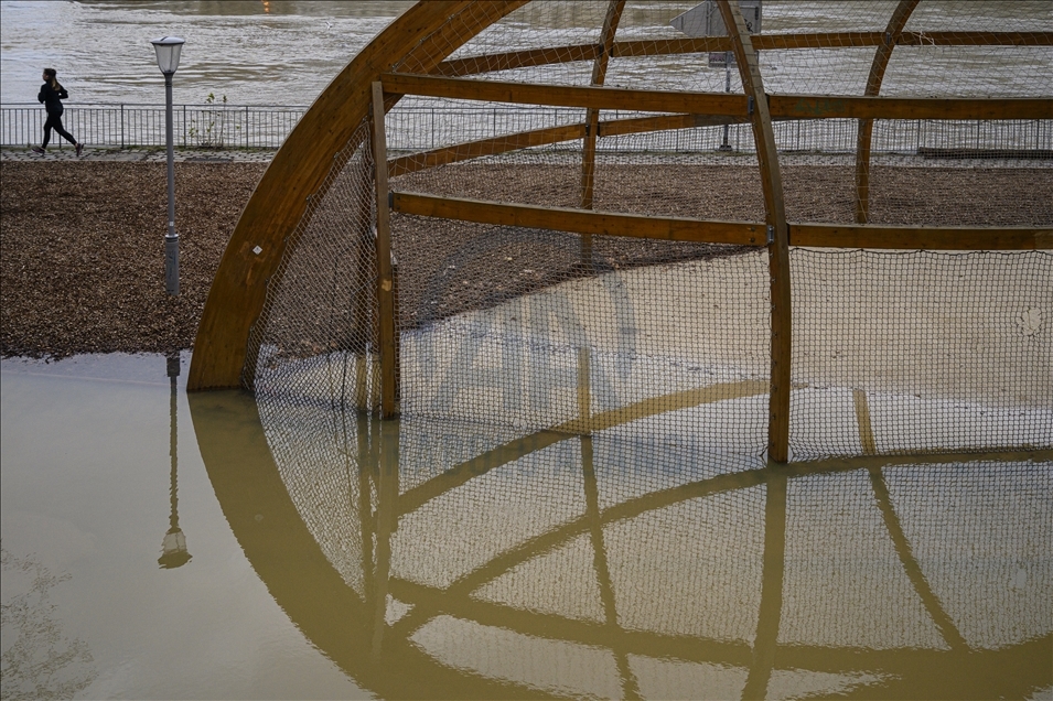 Several sections of the banks closed due to the flooding of the Seine, in Paris on February 1st, 2021.