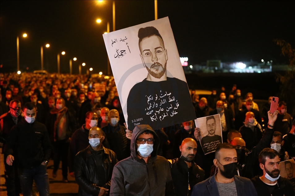 Mijëra arabë protestojnë për vrasjet e policisë izraelite