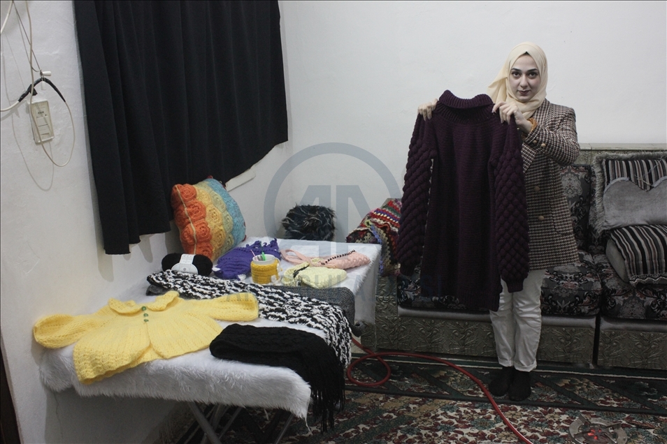 "شرابيش".. مشروع "منزلي" بالأردن رأسماله صنارة صوف