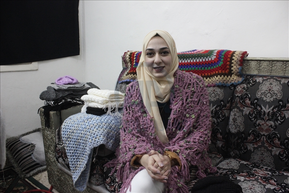 "شرابيش".. مشروع "منزلي" بالأردن رأسماله صنارة صوف