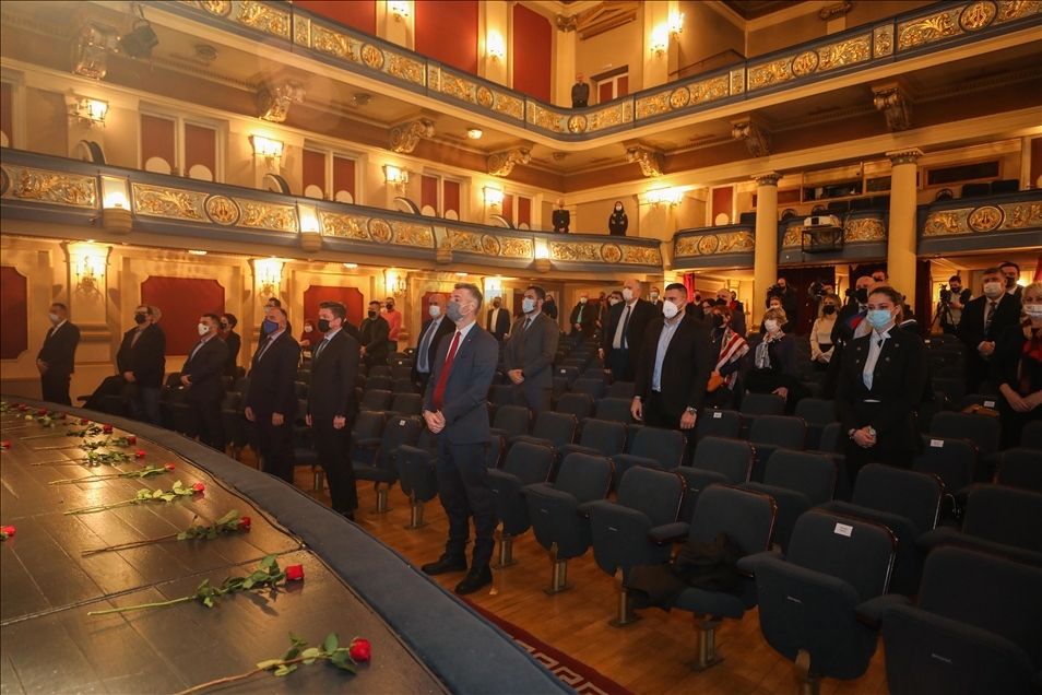 Komemorativna sjednica na Dan sjećanja na poginule: Ne dozvoliti da veo zaborava prekrije nedužne žrtve Sarajeva 