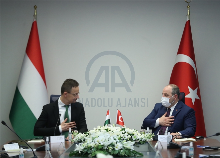 وزیر خارجه مجارستان: روابط با ترکیه برای ما بسیار حائز اهمیت است 
