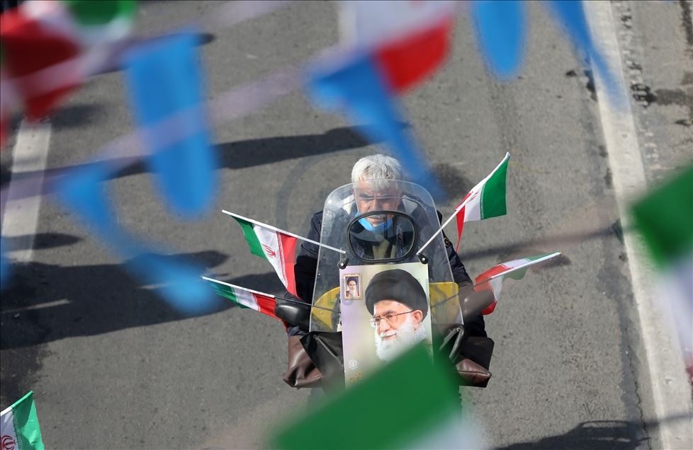 راهپیمایی نمادین سالروز انقلاب ایران در تهران