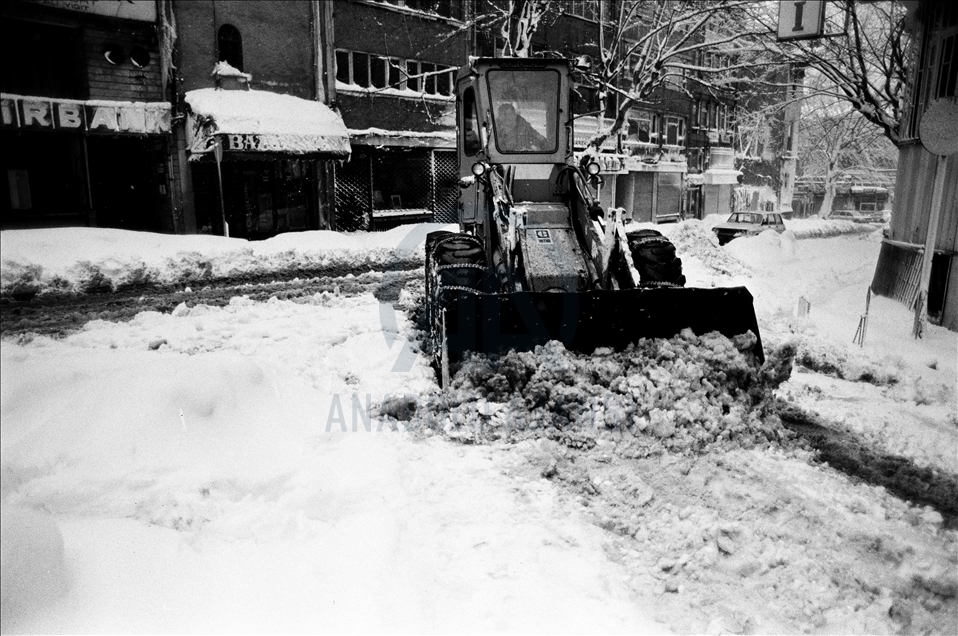 İstanbul'da 1987 yılında etkili olan kar yağışı