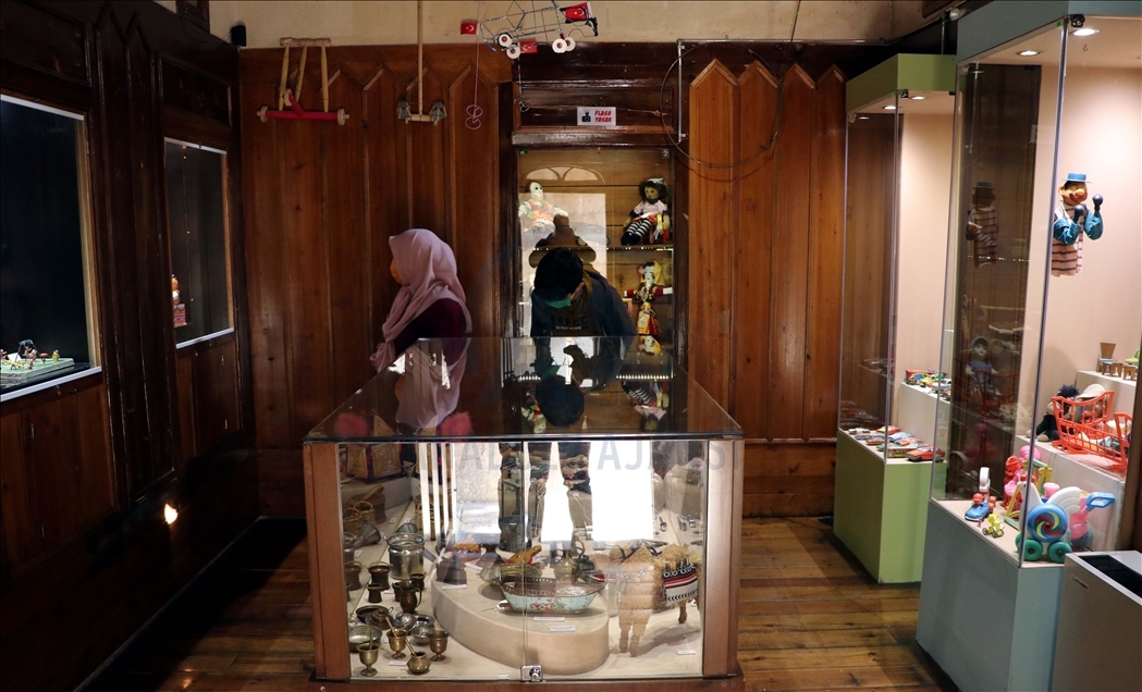 Gaziantep'teki müze ziyaretçilerini oyun ve oyuncaklarla kültürel yolculuğa çıkarıyor