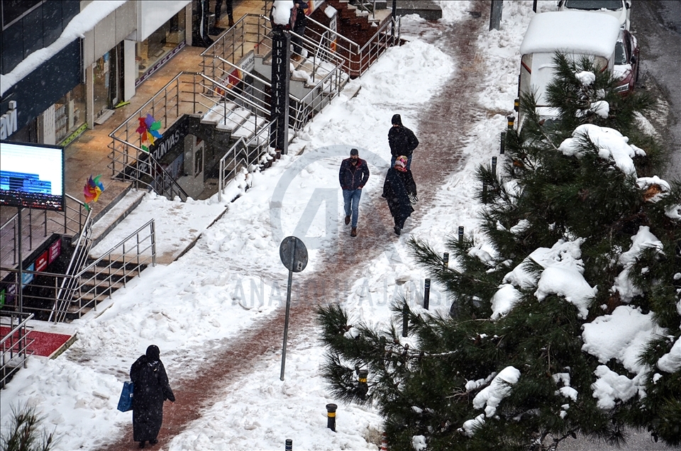 İstanbul'da soğuk ve karlı hava