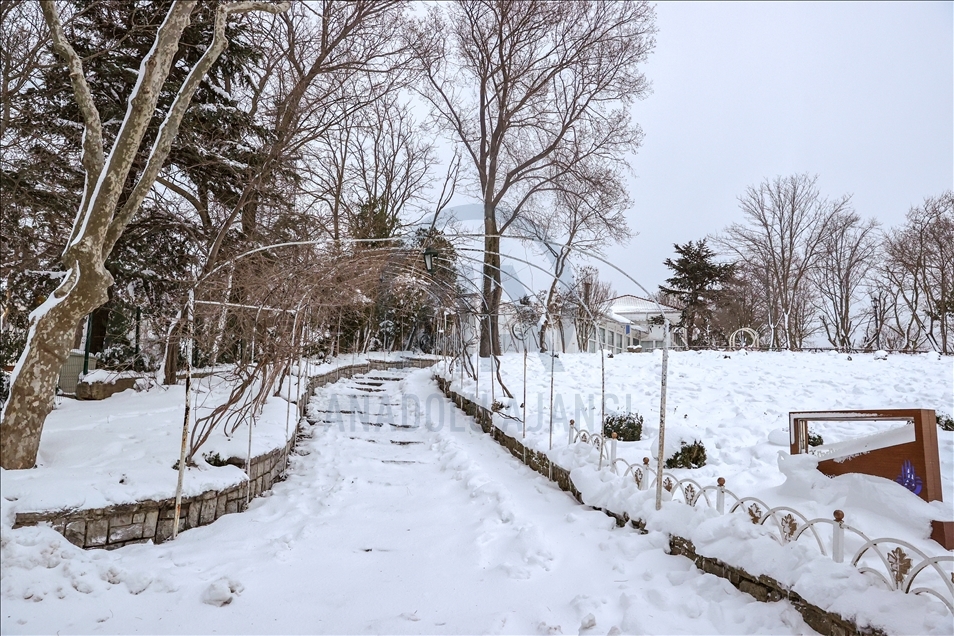İstanbul'da soğuk ve karlı hava