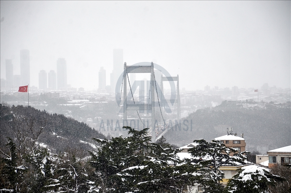 İstanbul'da soğuk ve karlı hava