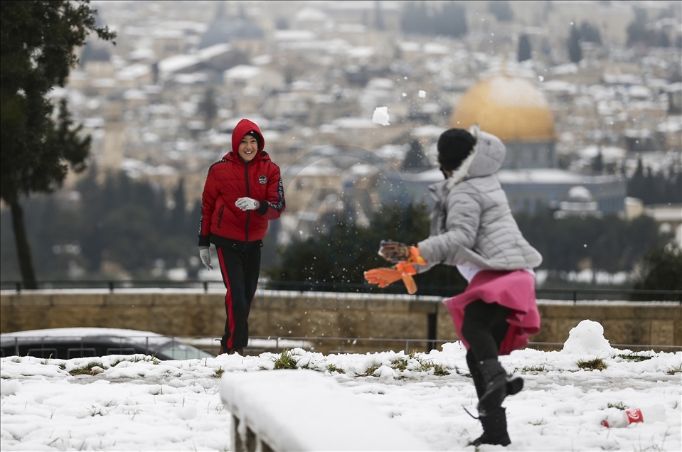 Nakon dvije godine snijeg prekrio Jerusalem