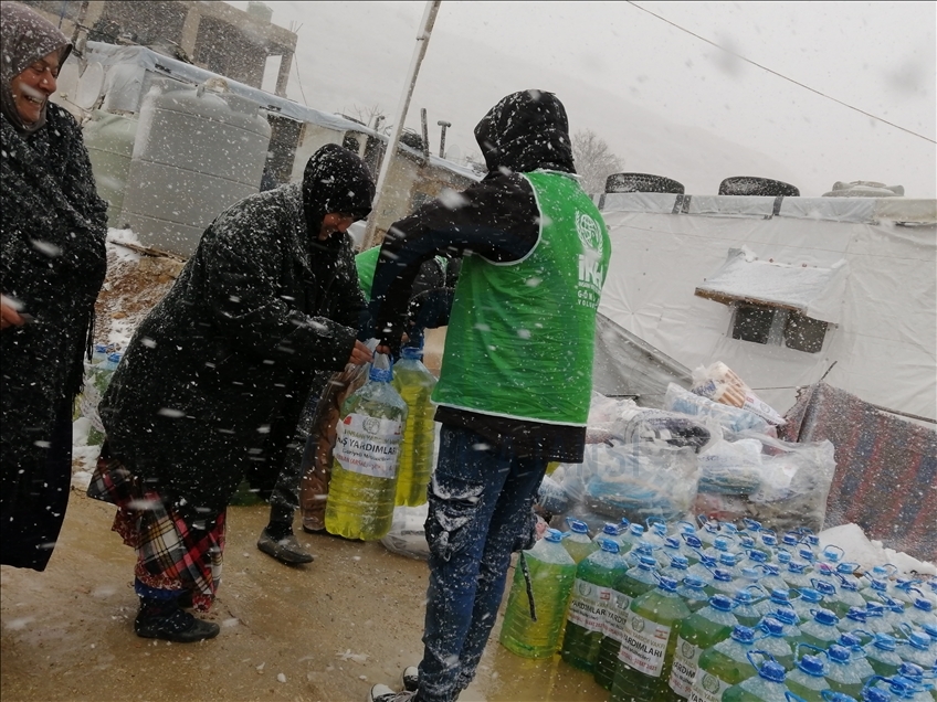 لبنان.. الإغاثة التركية تقدم مساعدات للاجئي سوريا وفلسطين