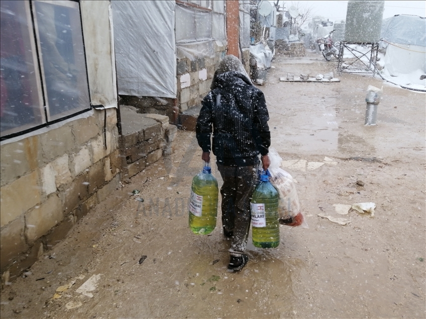 لبنان.. الإغاثة التركية تقدم مساعدات للاجئي سوريا وفلسطين