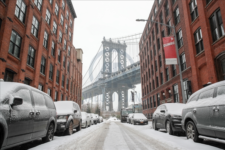 Winter storm hits in New York