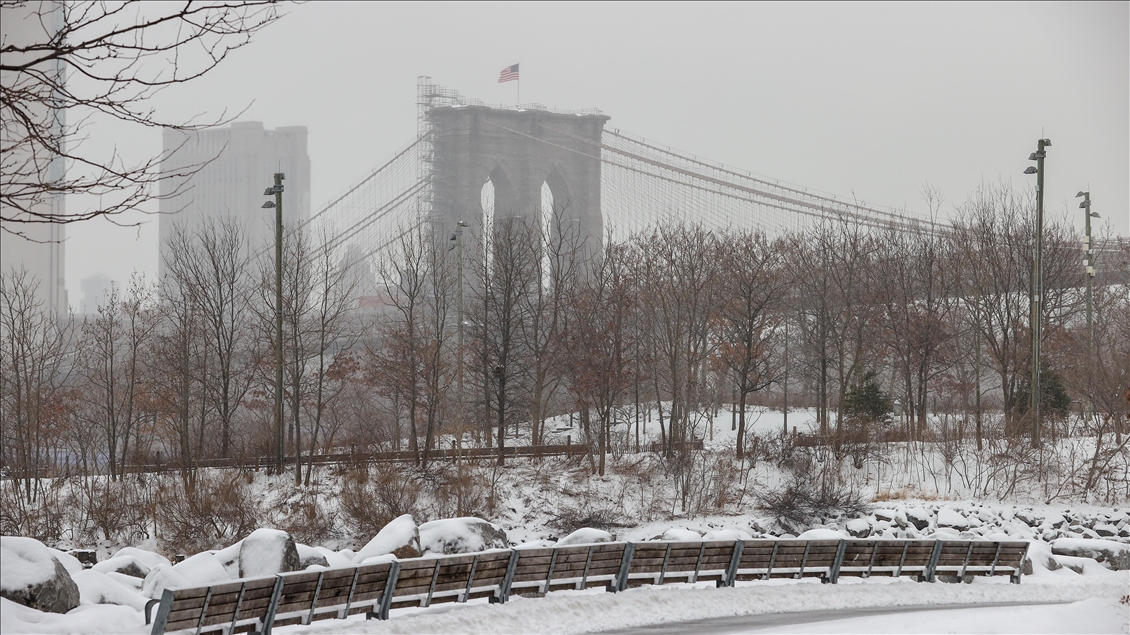 Winter storm hits in New York