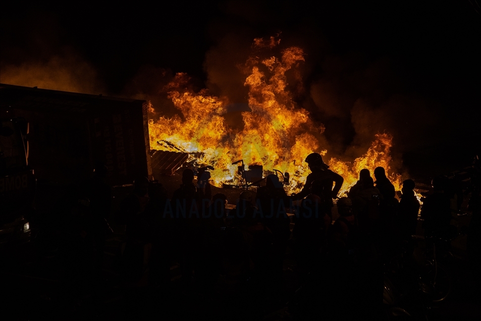Spanjë, sërish incidente të dhunshme në protestat për lirimin e reperit të burgosur
