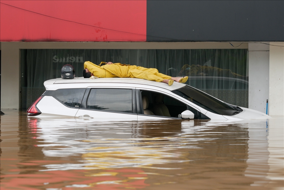 Nuevas inundaciones se presentan en Yakarta, Indonesia