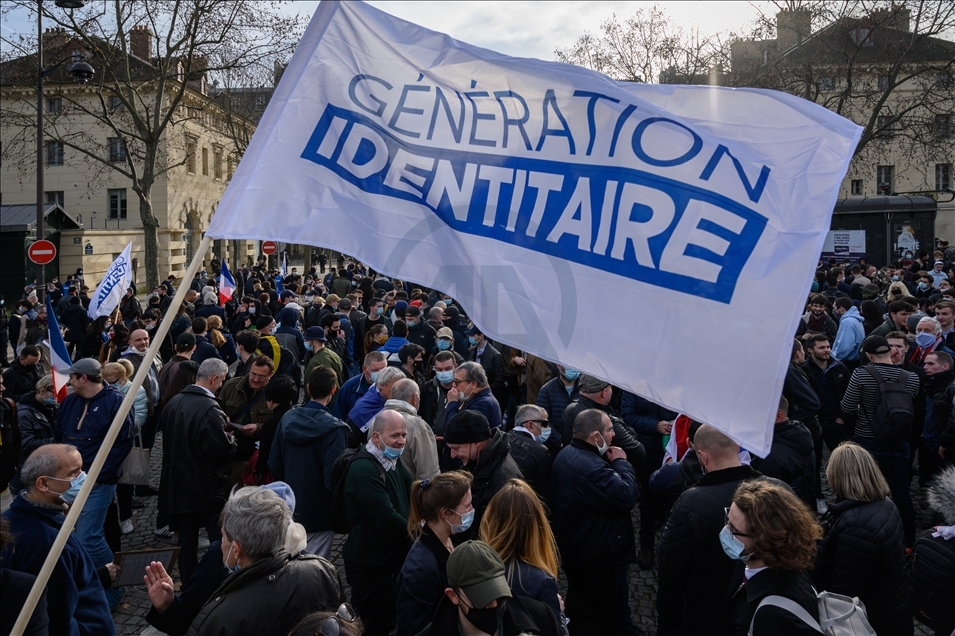 Во Франции прошли протесты против планов властей страны распустить молодежное движение Generation Identitaire