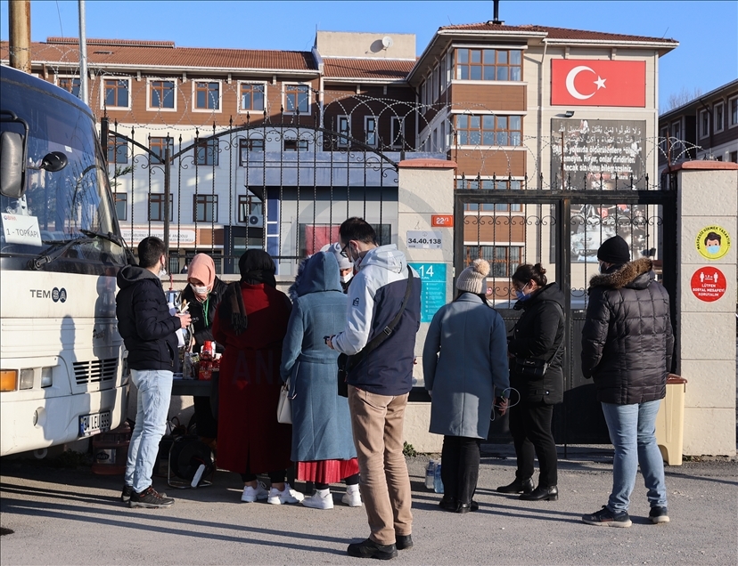 İstanbul'da bazı okullarda ALES yoğunluğu yaşandı