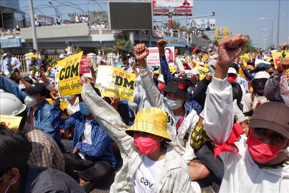 Myanmar'daki darbe karşıtı protestolar